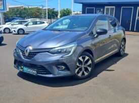 RENAULT Clio 1.6 E-Tech hybride 140ch Limited -21N 54810km