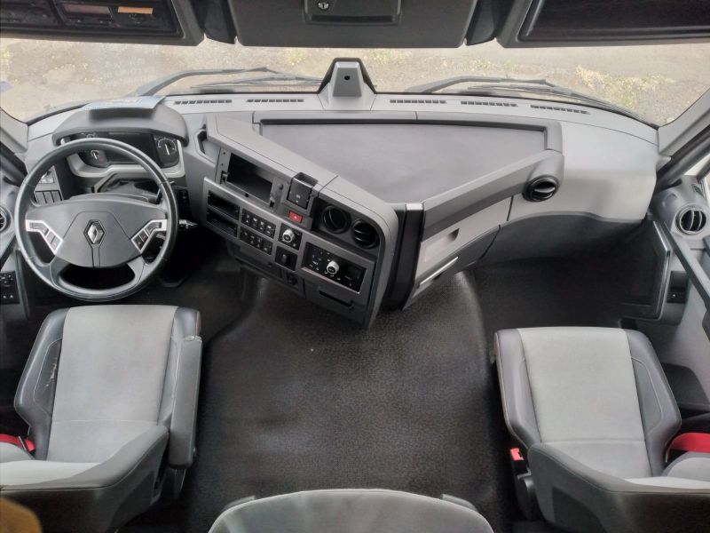 RENAULT TRUCKS T T 460 T4X2 E6 T 460 T4X2 E6  535520km full