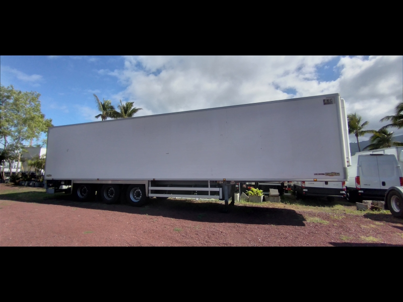 RENAULT TRUCKS C REMORQUE MONO TEMP HAYON RETRACTABLE 13 M 32 PALETTES REMORQUE MONO TEMP HAYON RETRACTABLE 13 M 32 PALETTES  82500km full
