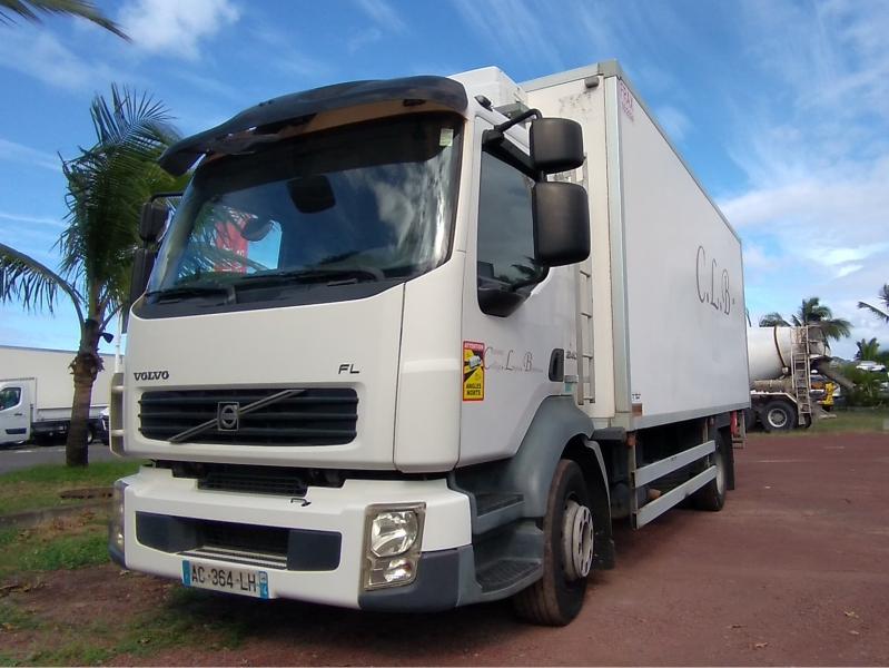 VOLVO FL 240-12 CELLULE SECHE DEMI HAYON 240-12 CELLULE SECHE DEMI HAYON  127275km full