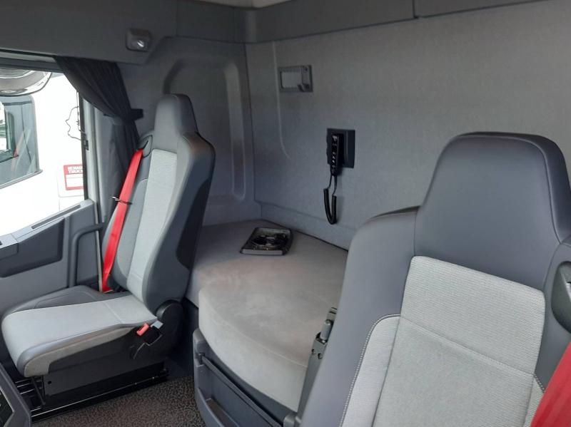 RENAULT TRUCKS T T 460 T4X2 E6 T 460 T4X2 E6  535520km full