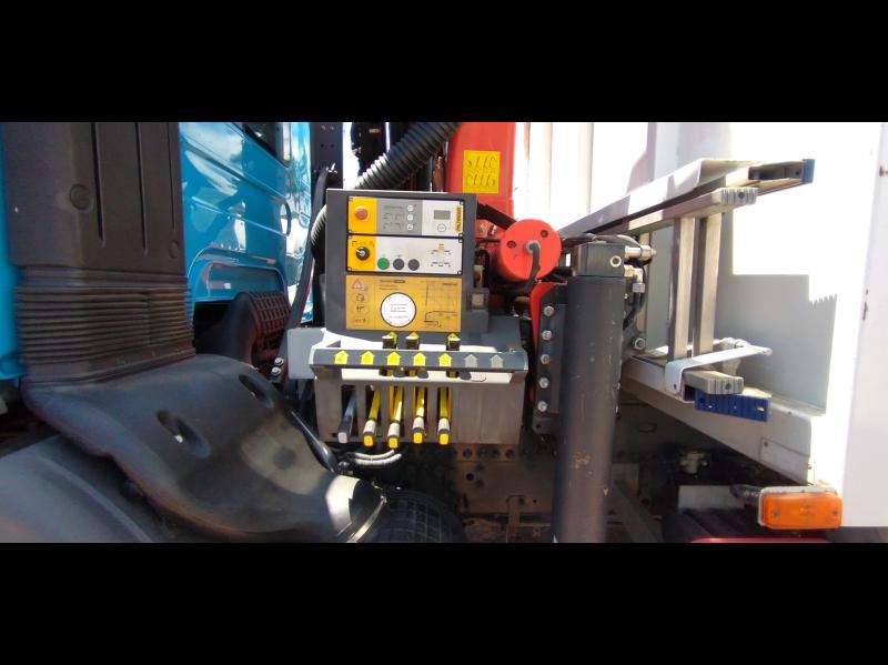 RENAULT TRUCKS C D19 WIDE, C 320 P4X2  Optidriver, PLATEAU GRUE 386100km full